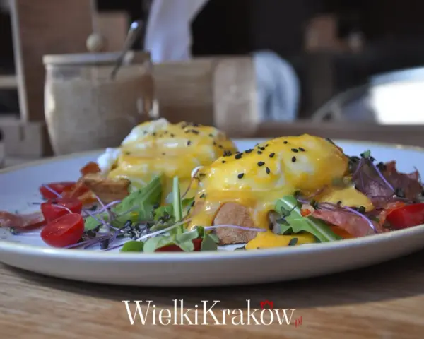Gdzie dobrze i tanio zjeść w Krakowie? Odkryj najlepsze miejsca