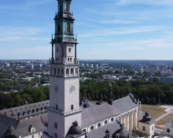 Gdzie jest Jasna Góra? Odkryj jej lokalizację w Częstochowie
