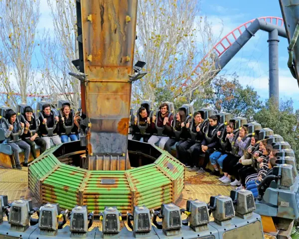 Horarios Parque de Atracciones Madrid 2026: Claves para tu visita
