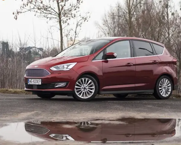 Ford C-Max: pojemność baku - ile litrów? Sprawdź!
