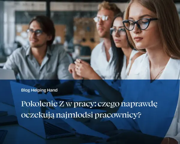 Pokolenie Z w biurze, młodzi pracownicy analizują dokumenty. Czego naprawdę oczekują od pracy?