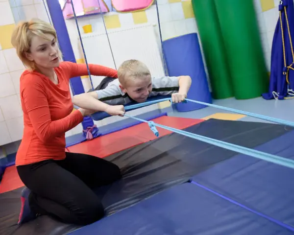 Pracownia SI: Diagnoza, terapia, koszty i jak uzyskać darmowe wsparcie
