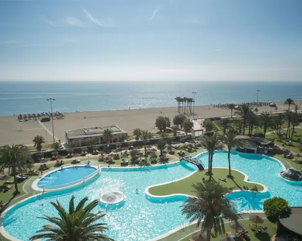 Hotel Evenia Zoraida Garden: Tu refugio familiar en Roquetas de Mar