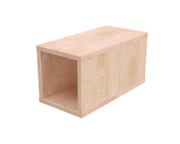 Scatola in legno chiaro, ideale per stoccaggio. Valuta il prezzo legno al metro cubo per i tuoi progetti.
