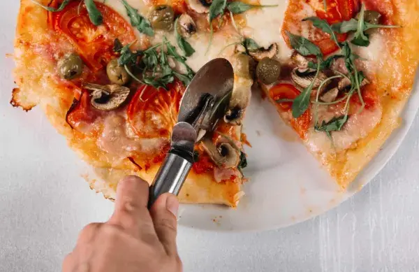 Pizza perfecta con Thermomix: El secreto de la masa en 2 min