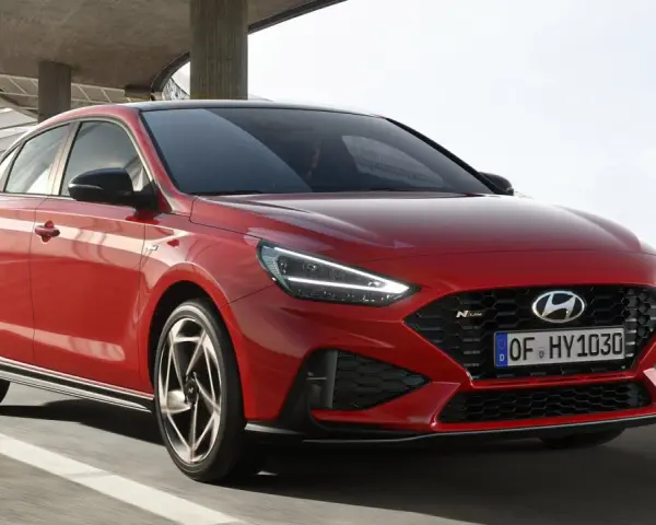 Pojemność baku Hyundai i30: Ile litrów w Twoim modelu?