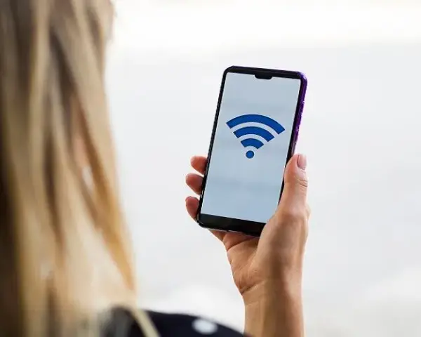 Ikona słuchawki z Wi-Fi: Jak wyłączyć VoWiFi krok po kroku?