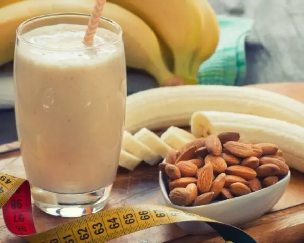 Shake proteinowy co daje - korzyści dla mięśni i odchudzania