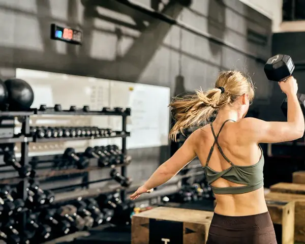 Cardio czy siłowy? Jak łączyć dla redukcji i zdrowia?