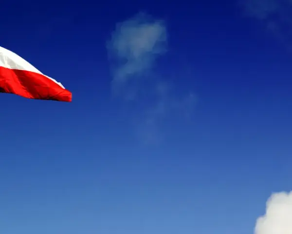 Dlaczego flaga biało czerwona ma tak ważne znaczenie dla Polski?