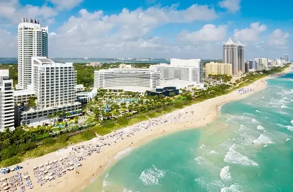 Fontainebleau Miami Beach: ¿Su estancia de lujo soñada en Miami?