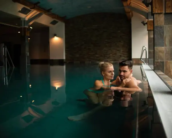 Najlepsze pakiety weekendowe spa dla relaksu i regeneracji ciała