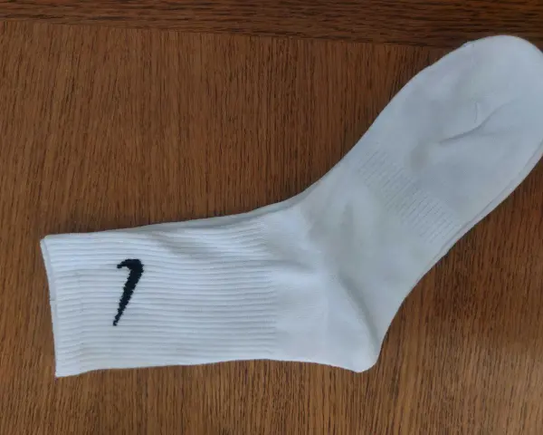 Ile kosztują skarpetki Nike? Sprawdź najniższe ceny i promocje