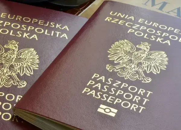 Ile kosztuje paszport dla dziecka? Sprawdź, jak zaoszczędzić