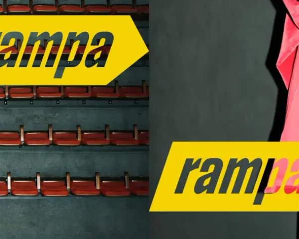 Puste rzędy czerwonych siedzeń w kinie, z żółtym napisem "Rampa" na wschód od Hollywood.