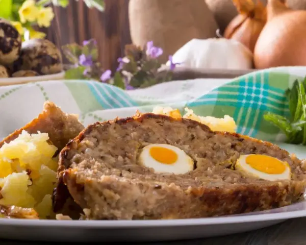 Pieczeń rzymska bez pęknięć? Odkryj sekrety idealnej!