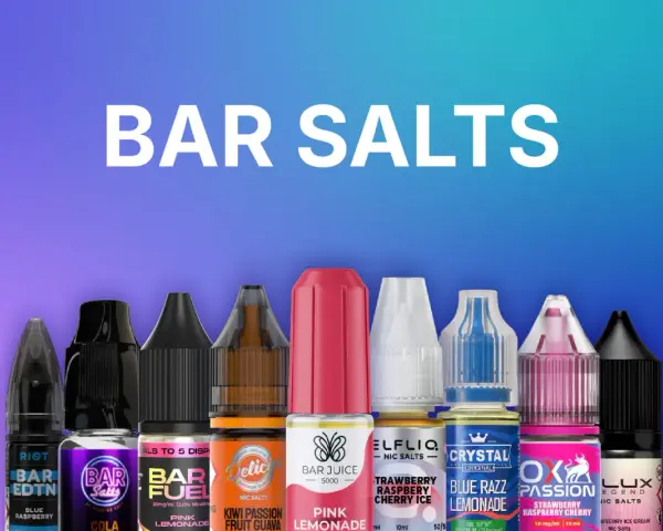 Variedad de líquidos para vapear con 20 mg de nicotina, incluyendo sabores como cola, limonada rosa y frutos rojos.