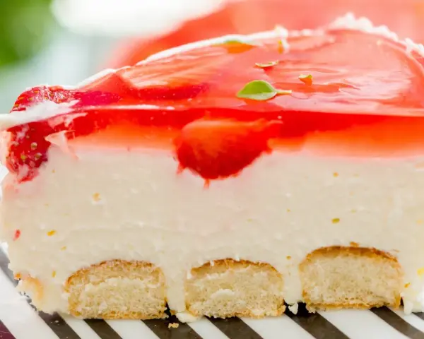 Ile galaretek na 1 kg sera do sernika na zimno, aby się udał?