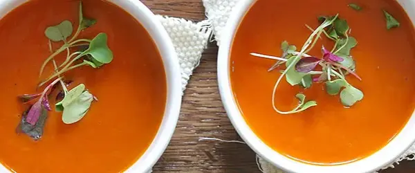 Ile kalorii ma zupa? Sprawdź kaloryczność popularnych zup