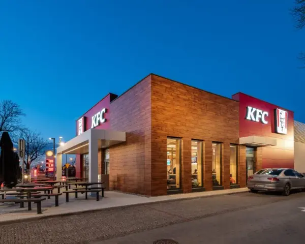 Czy 1 listopada jest otwarte KFC? Sprawdź godziny otwarcia!