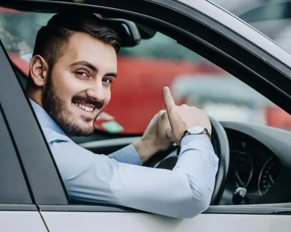Praca jako kierowca Bolt: Jak zacząć, ile zarobisz i czy to dla Ciebie?
