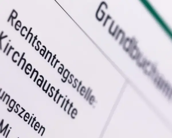 Text auf einem Dokument: "Rechtsantragsstelle", "Kirchenaustritte", "Öffnungszeiten". Hier wird erklärt, wovon die Kirchensteuer berechnet wird.