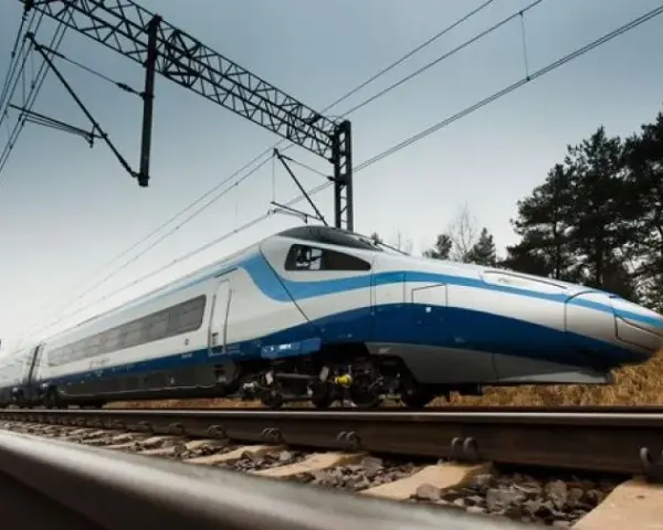 Ile na godzinę jedzie Pendolino? Odkryj maksymalne prędkości pociągu
