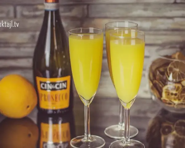 Mimoza: Prosty przepis na idealny drink z prosecco i sokiem