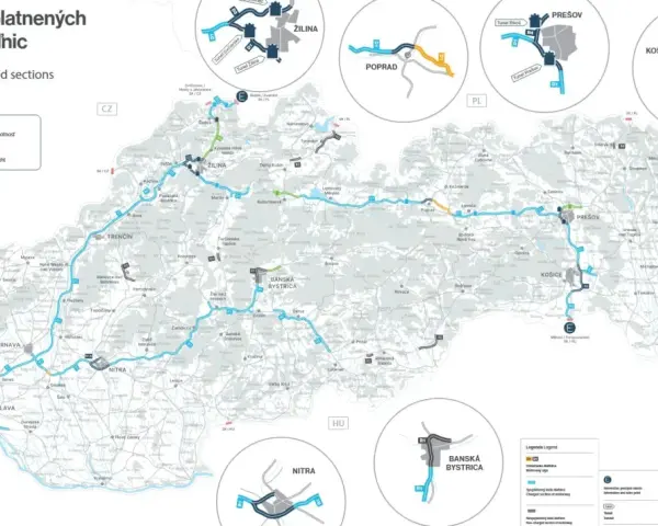 Mapa spoplatnených úsekov diaľnic na Slovensku s vyznačenými mestami a cestami.