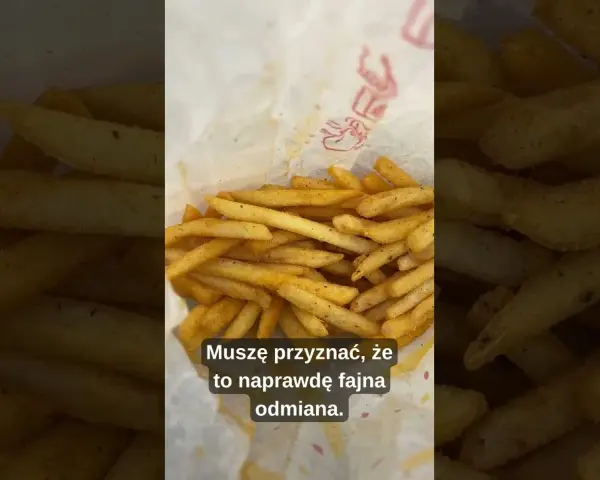 Ile kosztują frytki w maku? Sprawdź ceny i oszczędź na zamówieniu