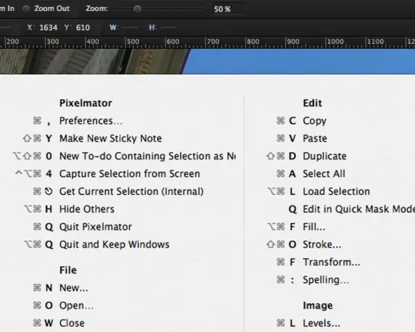 Zrzut ekranu z menu Pixelmator. Widoczne opcje takie jak "Edit", "File", "Image" oraz narzędzia po lewej stronie.