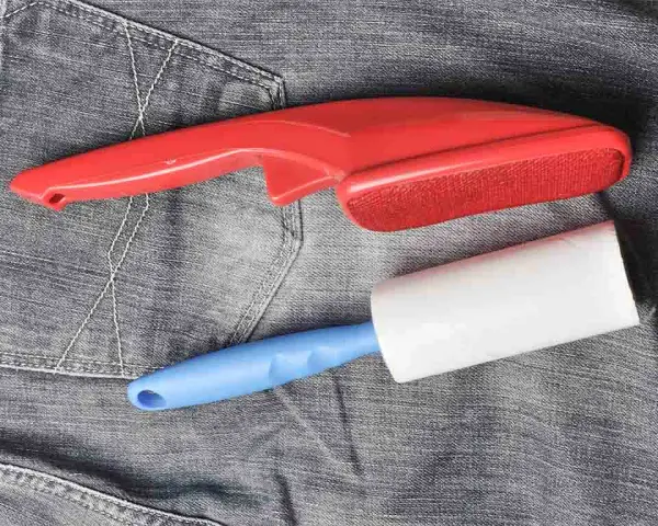 Jak usunąć zmechacenia z bluzy? Skuteczne metody, które działają