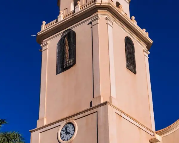 Deposito Bagagli Alicante: Trova il Posto Perfetto (Guida 2024)
