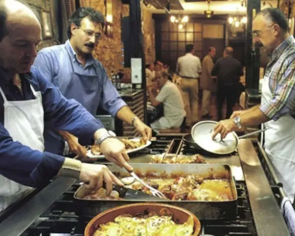 Cómo realizar una reserva en una sociedad gastronómica sin complicaciones