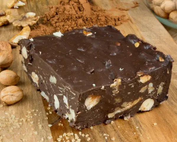 Blok czekoladowy z PRL: przepis na smak dzieciństwa krok po kroku