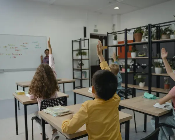 Jak napisać do wychowawcy z szacunkiem i uznaniem dla jego pracy