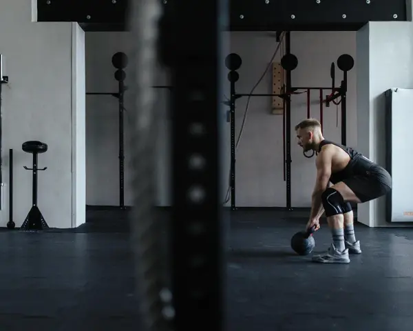 CrossFit: Jakie odżywki wybrać? Maksymalizuj wyniki i regenerację.
