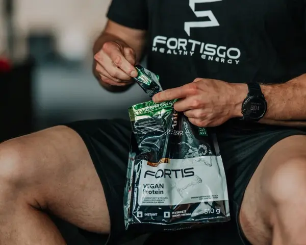 Czy shake proteinowy jest zdrowy? Odkryj ukryte zagrożenia i korzyści
