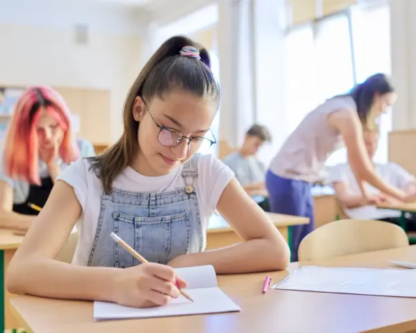 Sekrety efektywnej nauki: Jak uczyć się mądrzej i szybciej?