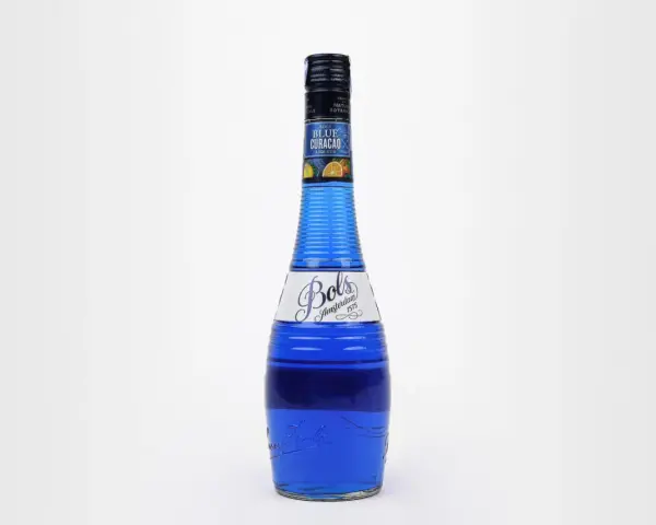 Bols Blue: Przepisy na drinki. Zostań mistrzem domowej miksologii!