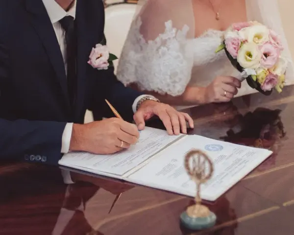 Co potrzebne do ślubu cywilnego? Kluczowe dokumenty i formalności