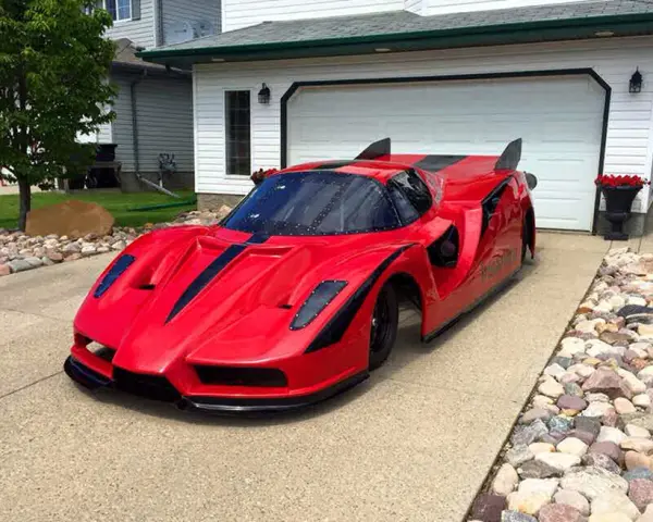 Jak wygląda Ferrari Enzo? Zaskakujące detale i unikalny design