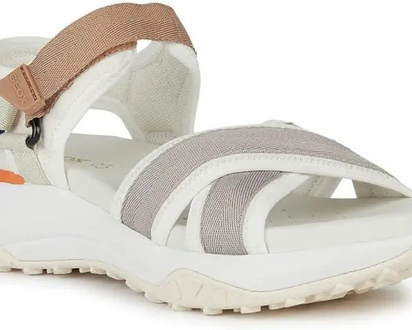 Sandalo Geox bianco con fasce grigie e beige, suola spessa. Perfette anche come geox scarpe sposa per un look moderno.