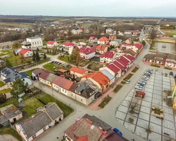 Wycieczki po Polsce: Ukryte perełki i nowe trendy, które musisz znać
