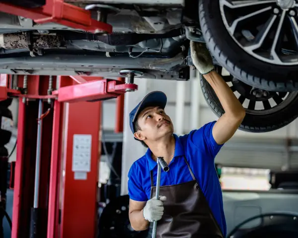 Pièces auto occasion en ligne : Achetez malin, sécurisé et garanti !