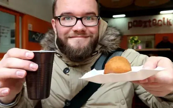 Szczecin: Co zjeść? Pasztecik, paprykarz i TOP restauracje