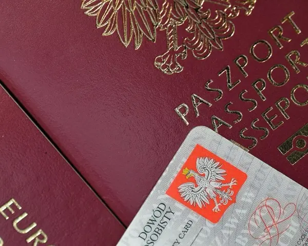 Polski dowód osobisty i paszport. Czy do Norwegii wystarczy dowód osobisty? Sprawdźmy!