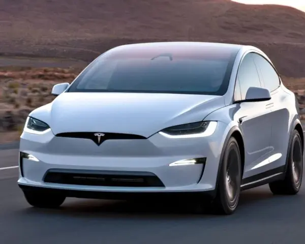 Ile kosztuje najdroższa tesla? Zaskakujące ceny Model X Plaid w Polsce