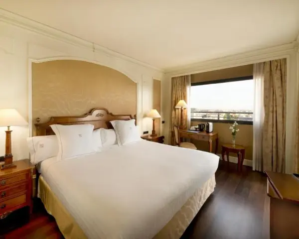 Los mejores hoteles en Sevilla centro para disfrutar sin preocupaciones