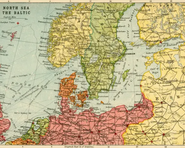 Il mare del Nord, dove si trova la Danimarca, è un'area marittima vitale tra la Gran Bretagna e l'Europa continentale.